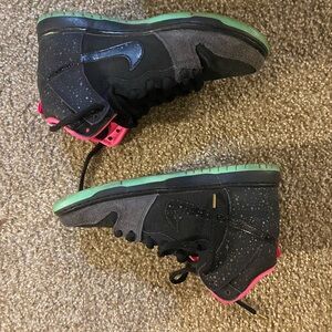 Nike Dunk “Northern Lights Highs” S9.5M